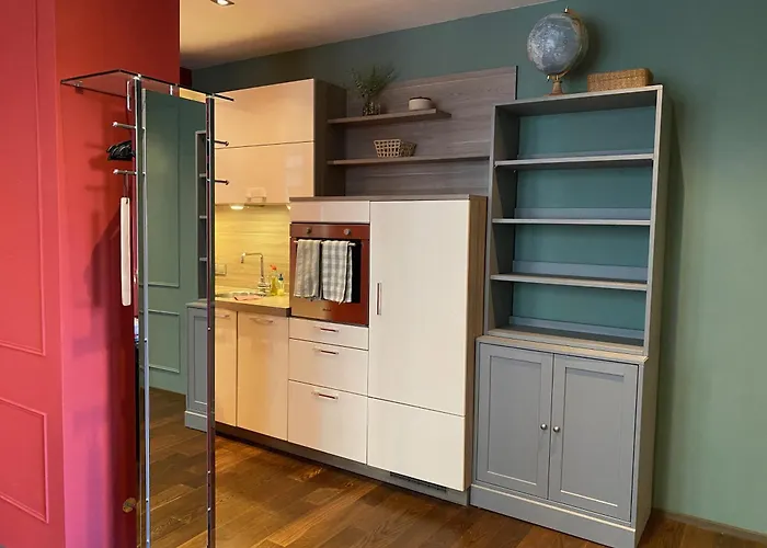 1st District With Balcony And Aircon * Wien